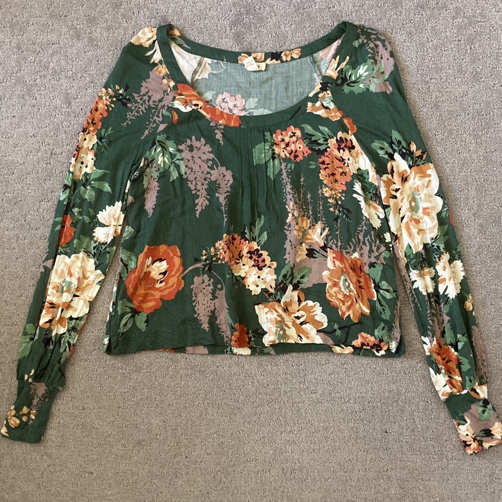 Anthropologie TINY green floral long-sleeve top, Sz XS.